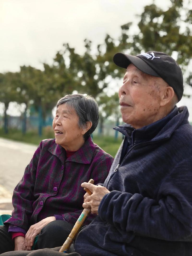 通讯:爱“钱”的耄耋老人