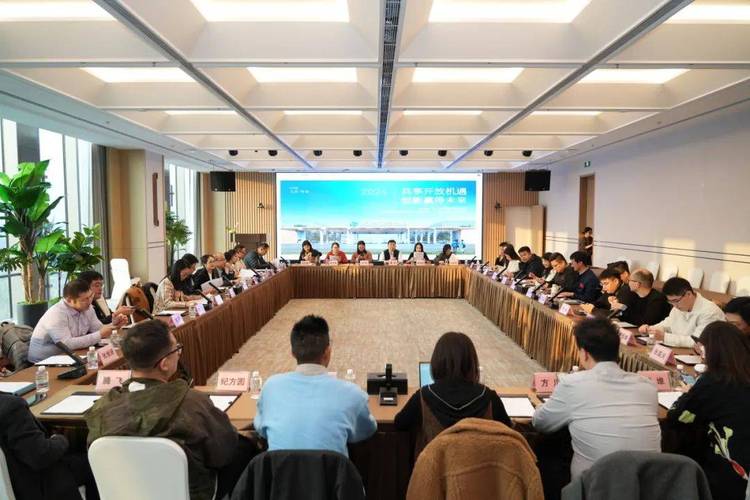 记者实探全国首个科创型综合保税区:中关村综保区先行先试效果显著|关注2025中关村论坛