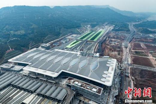 西部地区最大高铁枢纽站建设正酣
