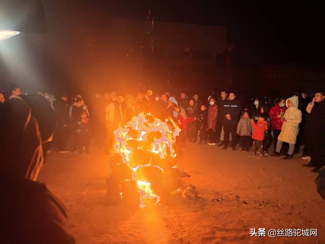 陕西省子洲县发布大雾橙色预警_5