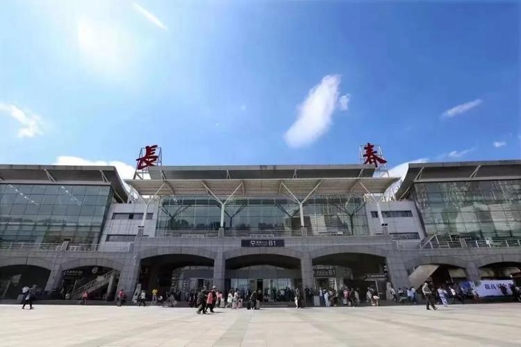 长春站迎来返程客流高峰