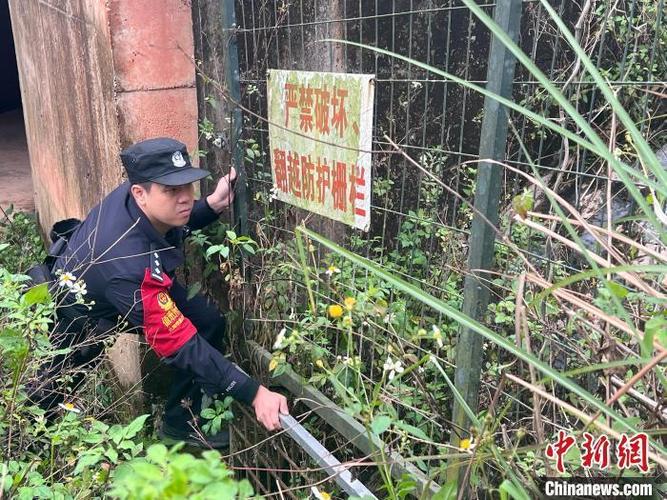(新春走基层)广西客家铁警守护春节返乡路 每天巡线10公里