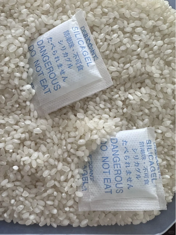 零食袋中的干燥剂,原来这么值钱!_1